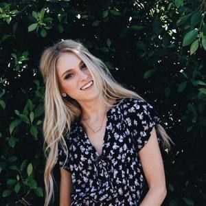 Meet your Posher, Alix